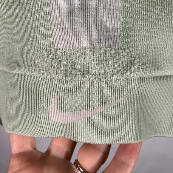 Nike Dri-FIT Seamless Sports Bra Tank Light Green Strappy Back Size XL Active - Picture 3 of 11